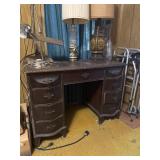 41ï¿½x20ï¿½x30ï¿½ Vintage wood desk only