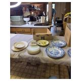 8 milk glass sandwich plates, Lochs of Scotland