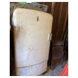 Servel Gas Refrigerator untested