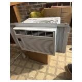 Window AC Works  16ï¿½x13ï¿½x12ï¿½