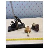 Oriental Bookends, rooster wall hook and bear pen