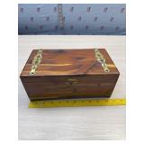 Vintage wood jewelry box