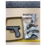 Air pistol and  2 tires for RC Car