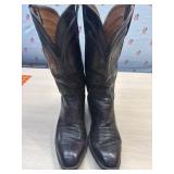 10 1/2 D Lucchese Boots
