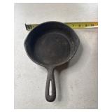 Small Cast iron skillet