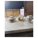 2 Teapots and pitcher