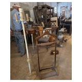 Gentlemanï¿½s Butler & floor lamp