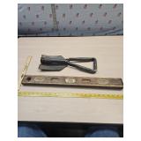 Military shovel and level