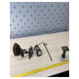 Vintage Iron, 2 small traps and body tool
