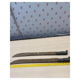 2 Machetes
