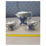 Tea Pit and creamer and sugar