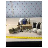 7 sets of S&P shakers