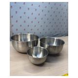 The Puoneer Woman stainless steel mixing bowls
