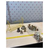 Giraffe Book Holder and large lot of Bear