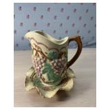 Arnelï¿½s pitcher and bowl