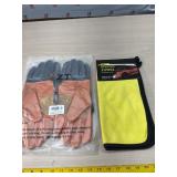 2 new pair of work gloves size large and package