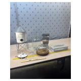 Iï¿½m home Decor vases, cheese done and Kleenex box