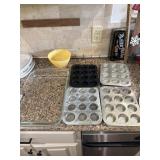Large baking dish, 4 mini muffin tins and more
