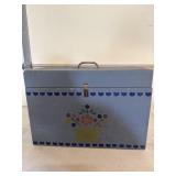 Wood box with handle