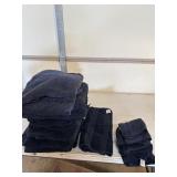 7 bath towels 2 hand towels and 5 wash clothes