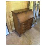 Secretary desk30ï¿½x18ï¿½x41ï¿½