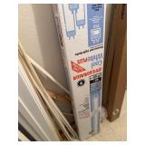 Fluorescent light bulbs