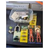 2 new hose pinching pliers, 2 new 6 pc quick