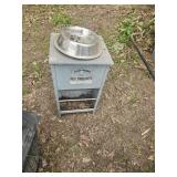 Little giant  pet feeder