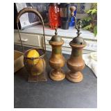 Vintage wood salt & pepper mill and metal basket