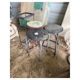 Stool, & 3 plant stands