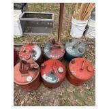 6 Metal gas cans