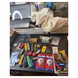 Several razor blade knives, shower hooks fence