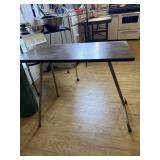 33ï¿½x16ï¿½x26.25ï¿½ table