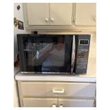 Emerson Microwave works 21ï¿½x15ï¿½x13ï¿½ works