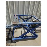 40"ï¿½40"ï¿½39" spring assist lift table