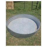 67"ï¿½12" sheep tank