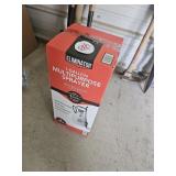 New 1 gallon sprayer