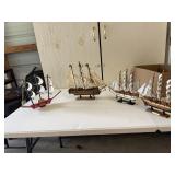 4 sailing ships