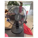 Pelonis and Box fans both work