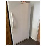 Frigidaire Uptight freezer works frost free 2006