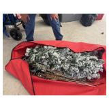 Flocked Christmas tree 5ï¿½? , 2 sen bag with wheels