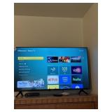 39ï¿½ Hisense Roku TV with remote