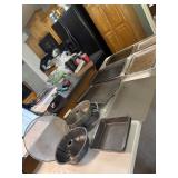 Bacon splatter cover, and Bundt pans, 2 square