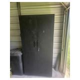 Metal locking cabinet with key35'ï¿½18'ï¿½74'