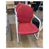 2 metal lawn chair good condition