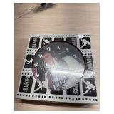 Elvis clock