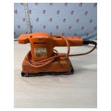 Black & Decker Orbital Sander works