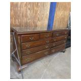Dresser 65ï¿½x20ï¿½x36ï¿½