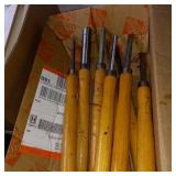 Wood chisels for a lathe