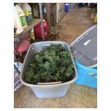 Tote of garland